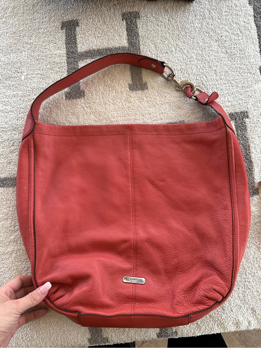 Avery Coach Leather Coach hobo in red